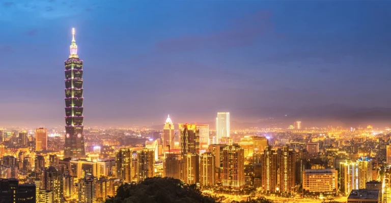 Taiwan at night with the taipei tower in the background.