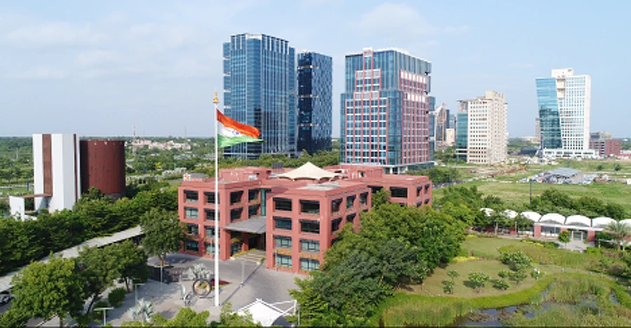 Indiafirst life becomes first life insurer to receive gift city ifsc registration targets global expansion