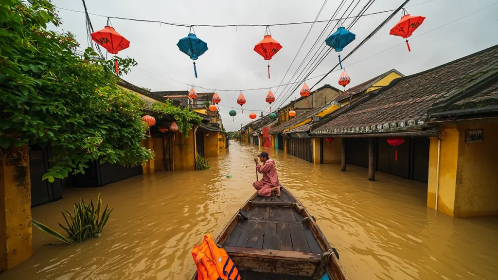 flood-risk-could-divert-vietnams-high-income-ambitions-says-fitch