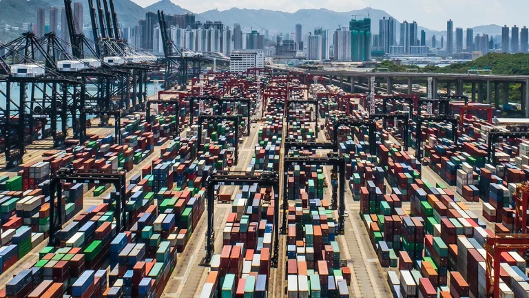 room-to-expand-hong-kong-shipping-insurance-sector-report