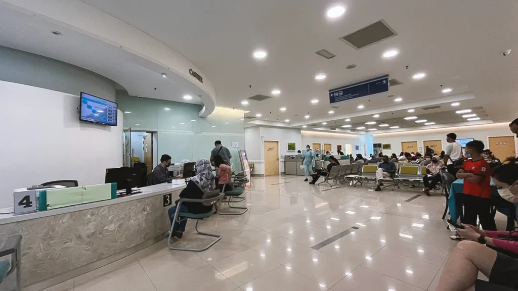 malaysian-mp-urges-bank-negara-malaysia-to-investigate-health-insurance-premium-hikes