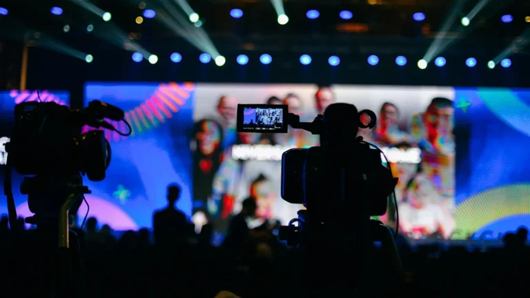 circles-group-and-bao-minh-launch-specialty-film-and-event-insurance-in-vietnam