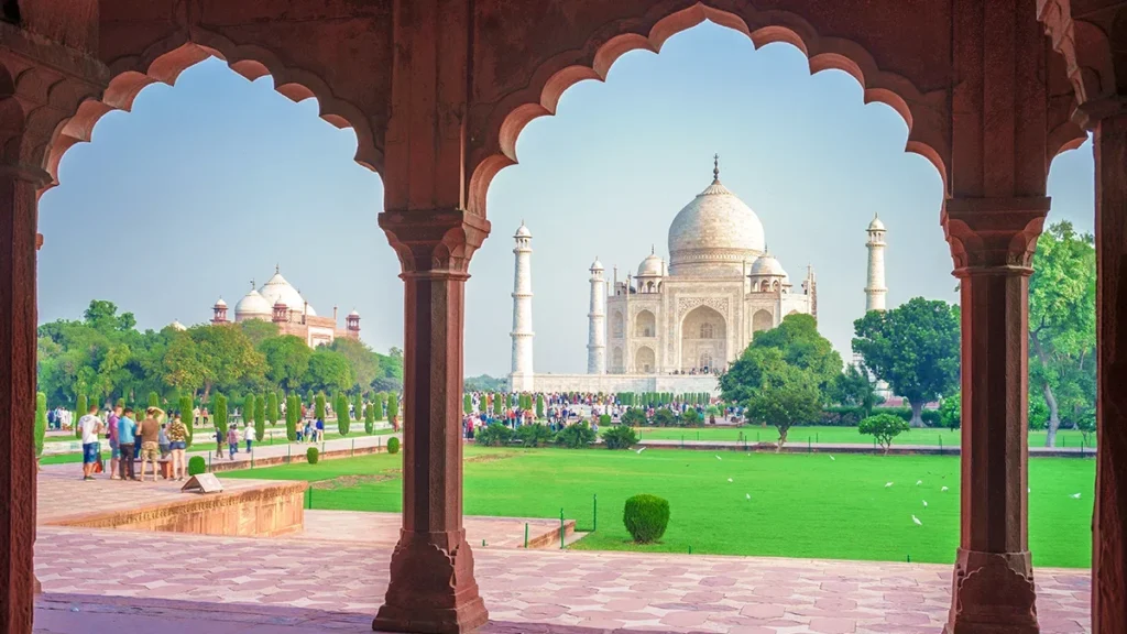 indias-gi-market-projected-to-grow-13-in-fy2026-india-ratings