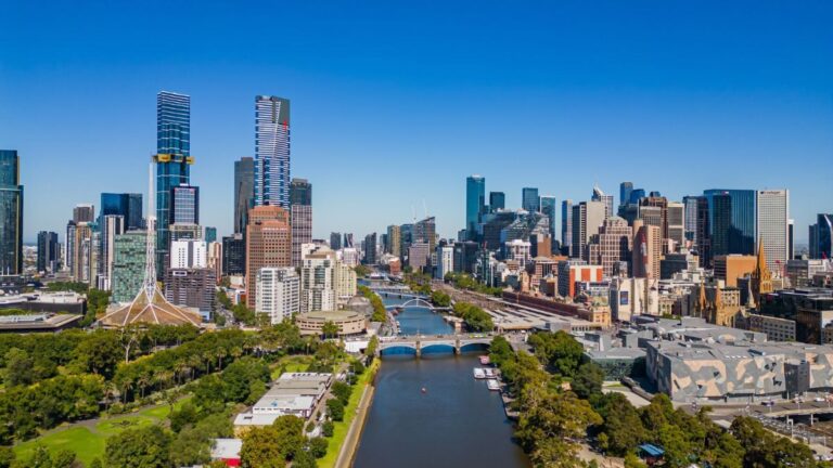 qbe-and-leading-cities-launch-2025-resilience-challenge