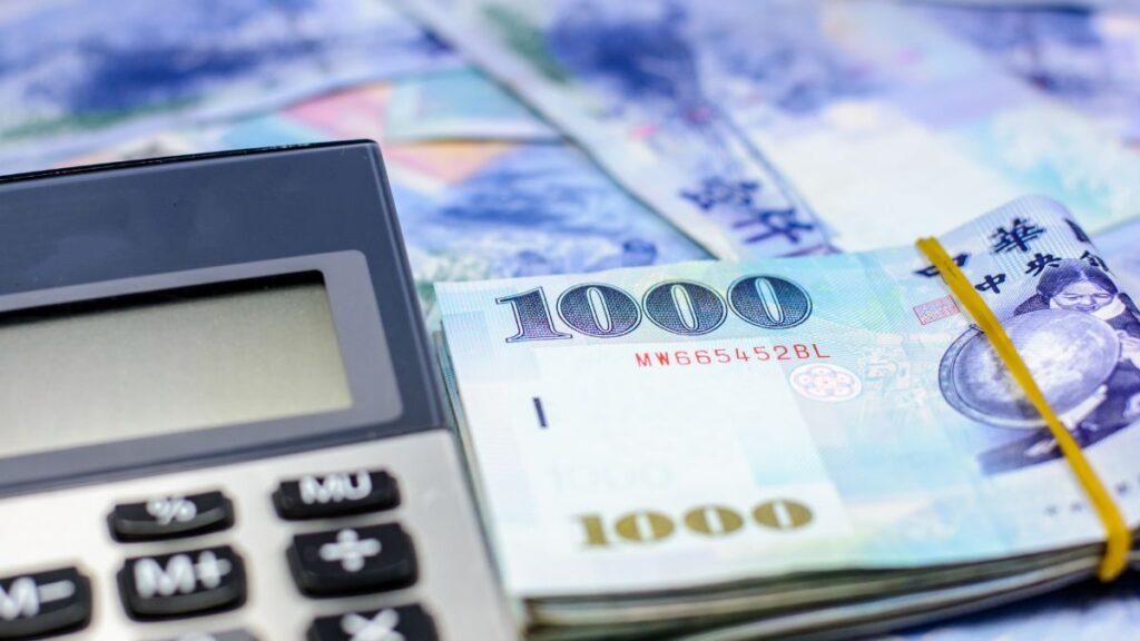 fsc-considers-forex-rule-changes-amid-nt-woes-report