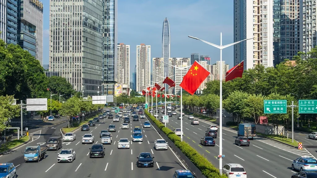 chinas-insurance-sector-remains-stable-as-solvency-strength-offsets-economic-headwinds-fitch
