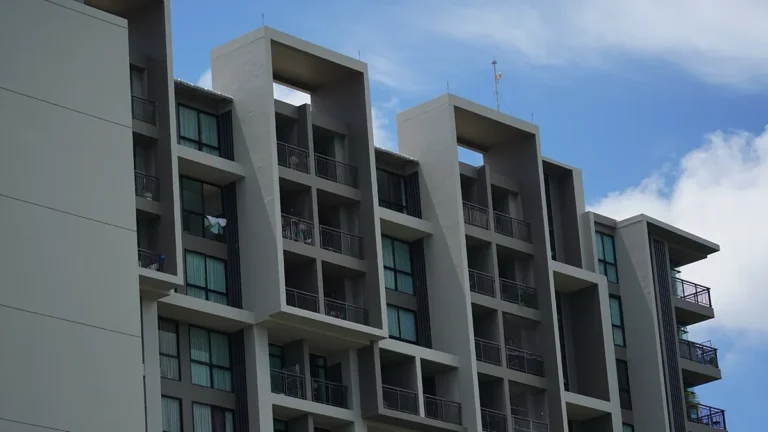 victoria-sets-up-expert-panel-to-review-strata-practices