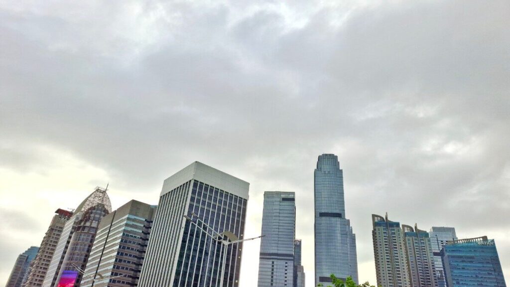_indonesias-takaful-sector-faces-tighter-capital-rules-as-market-share-dips-in-early-2025-fitch