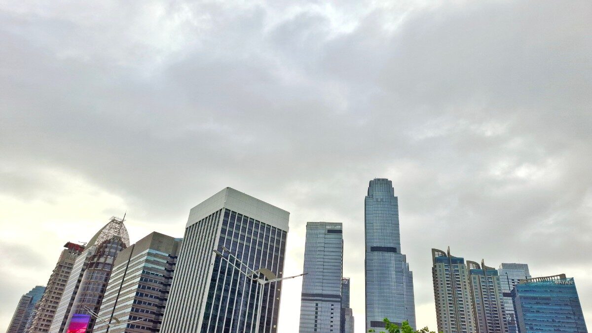 _indonesias-takaful-sector-faces-tighter-capital-rules-as-market-share-dips-in-early-2025-fitch