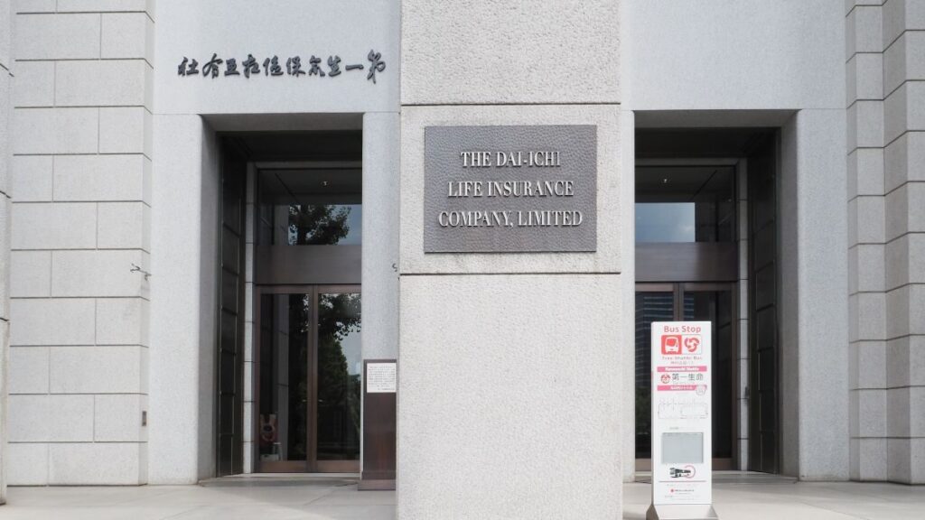 japans-dai-ichi-life-plans-to-double-investment-target-to-us4bn-report