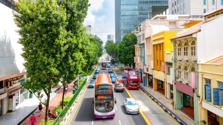 allianz-insures-singapores-first-driverless-bus-operations
