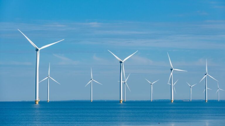 global-offshore-energy-insurance-premiums-drop-7-9-as-market-capacity-swells-despite-safety-gains-iumi