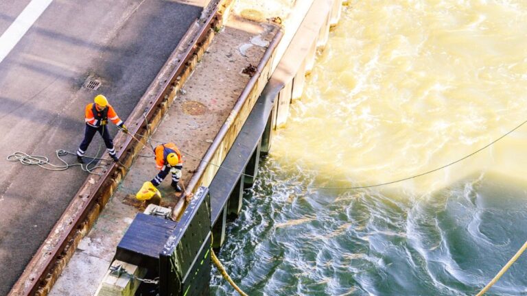 iumi-urges-marine-insurers-to-tackle-sexual-misconduct-against-women-seafarers