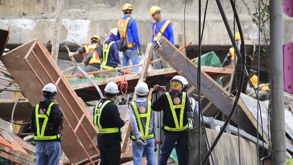 6 9 magnitude earthquake kills dozens wrecks infrastructure in central philippines  rein asia