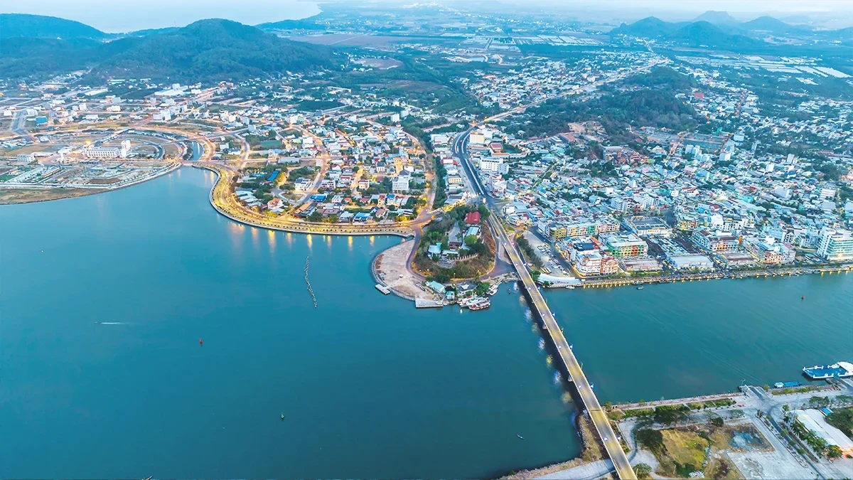 Cambodias insurance industry grows us5m in first eight months of 2025 reports  rein asia