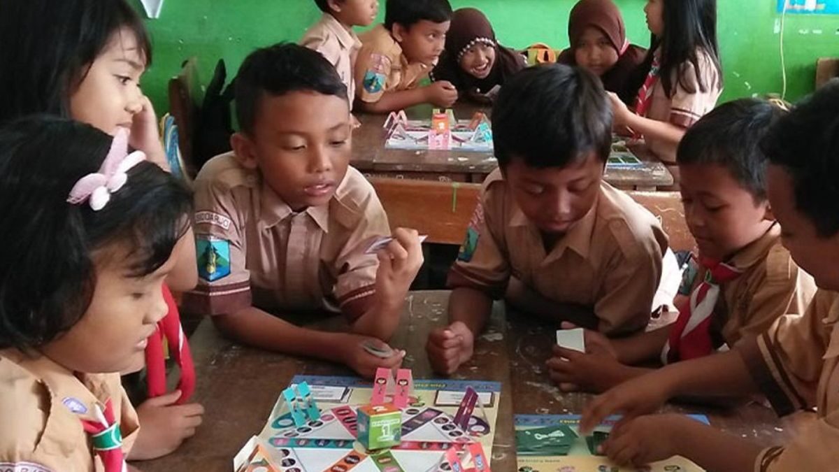 Prudence foundation marks milestone as financial literacy initiative reaches 1 million students in indonesia  rein asia
