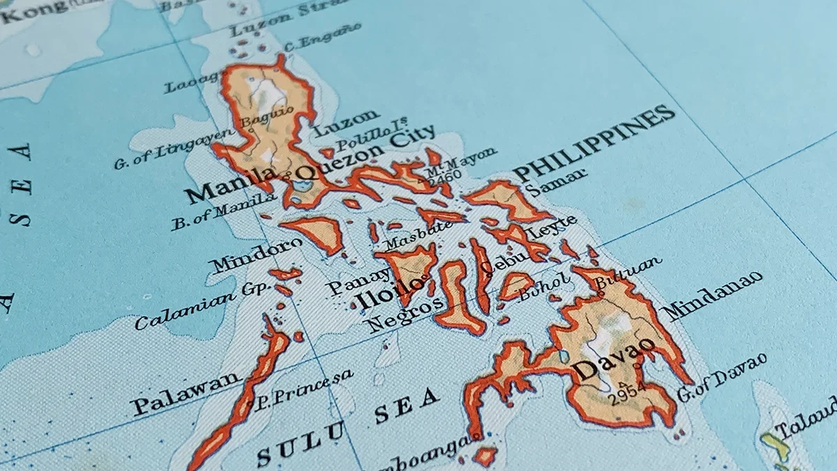 Southern philippines hit with 7 4 magnitude earthquake tsunami warnings triggered  rein asia