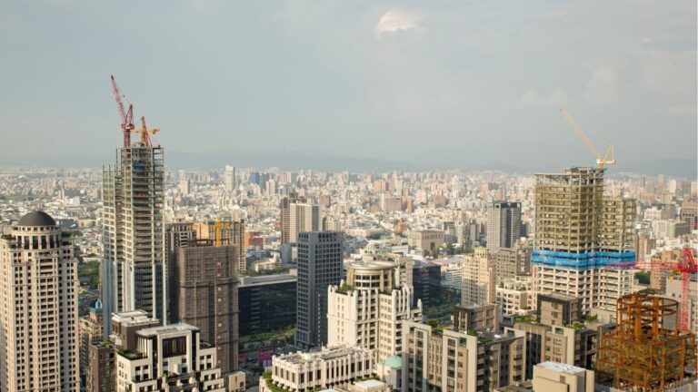 taiwans-life-insurance-sector-posts-42-rise-in-premium-revenues-fsc