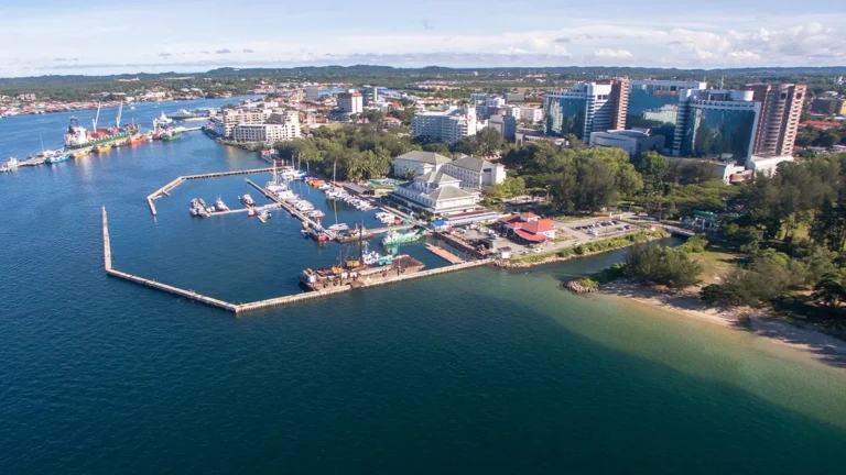 datuk-ahmad-hizzad-baharuddin-appointed-as-chairman-of-labuan-fsa