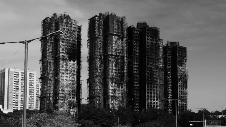 hong-kongs-insurance-industry-rallies-to-support-tai-po-fire-victims