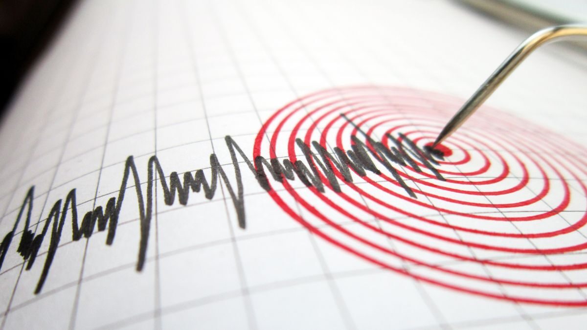 7 6 magnitude quake rocks northern japan  rein asia