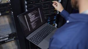 Marsh launches global unit to streamline digital infrastructure contracts