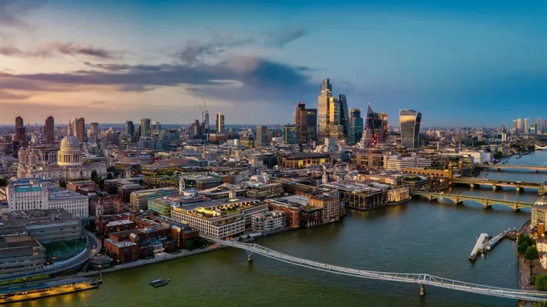 australias-aub-group-to-buy-majority-stake-in-uk-broker-prestige-for-a432m