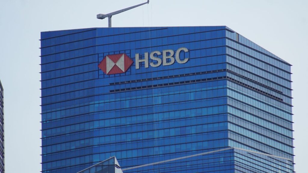 hsbc-announce-review-of-singapore-life-insurance-arm