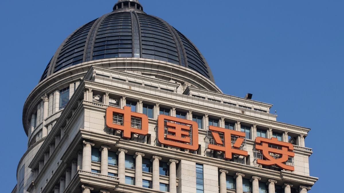 Ping an raises stake in china life to above 10 12  rein asia