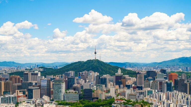 samsung-fire-marine-insurance-net-income-rises-12-8-in-q4-2025