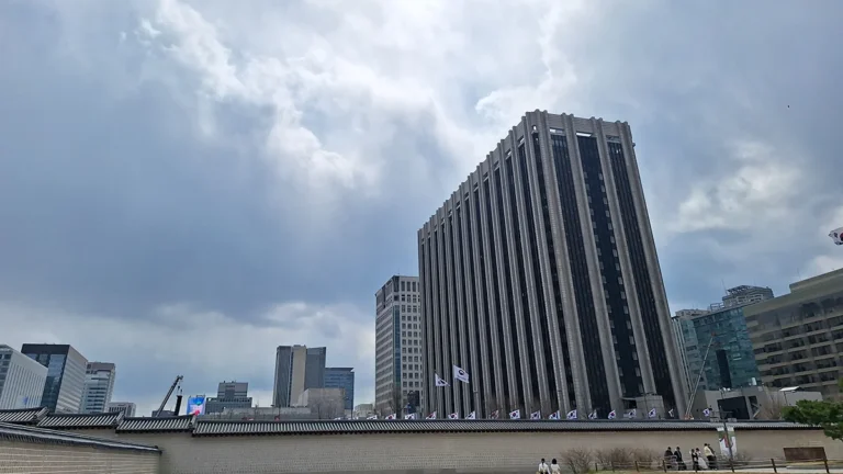 south-korea-to-launch-24-hour-taskforce-to-monitor-middle-east-conflict-risks