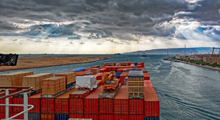 trumps-marine-insurance-plans-for-gulf-transit-raises-feasibility-questions-report