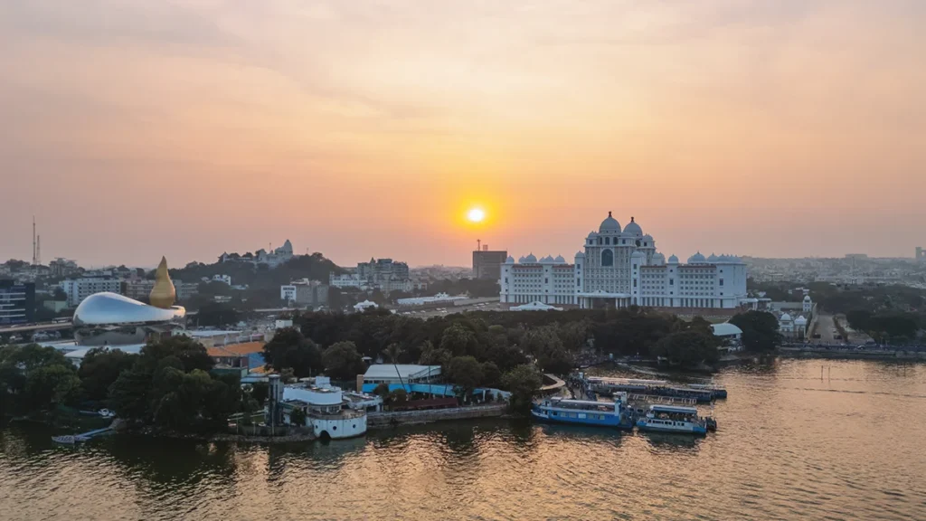 canara-hsbc-life-inks-bancassurance-agreement-with-odisha-grameen-bank