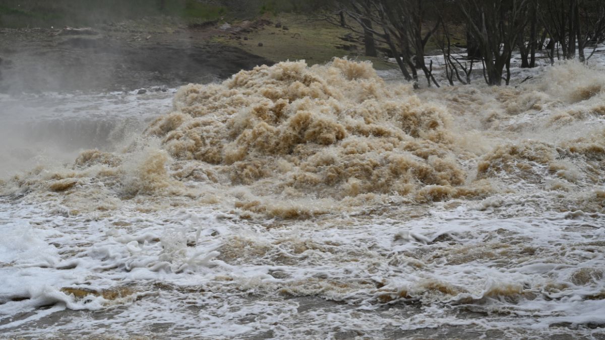 Japan issues tsunami advisory for northern coast following offshore 7 7 magnitude earthquake  rein asia