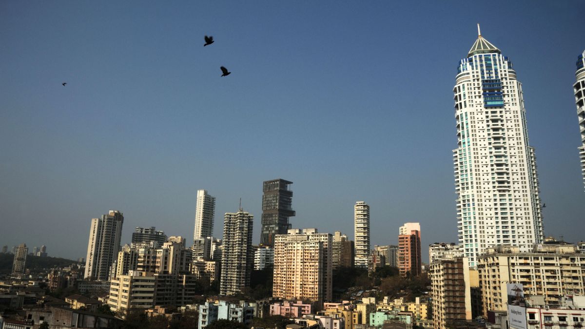 Shapoorji pallonji backed general insurance venture clears first regulatory hurdle  report  rein asia