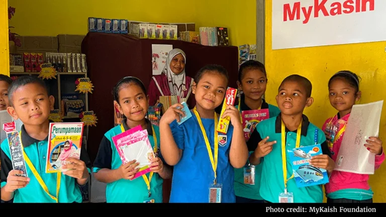 msig-malaysia-pledges-us25k-to-support-underprivileged-students