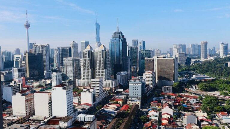 vrs-adjusters-names-century-independent-loss-adjusters-as-new-partner-in-malaysia