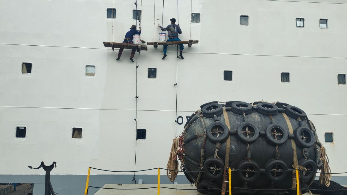 Howden targets off contract healthcare gap with new cover for seafarers and families  rein asia