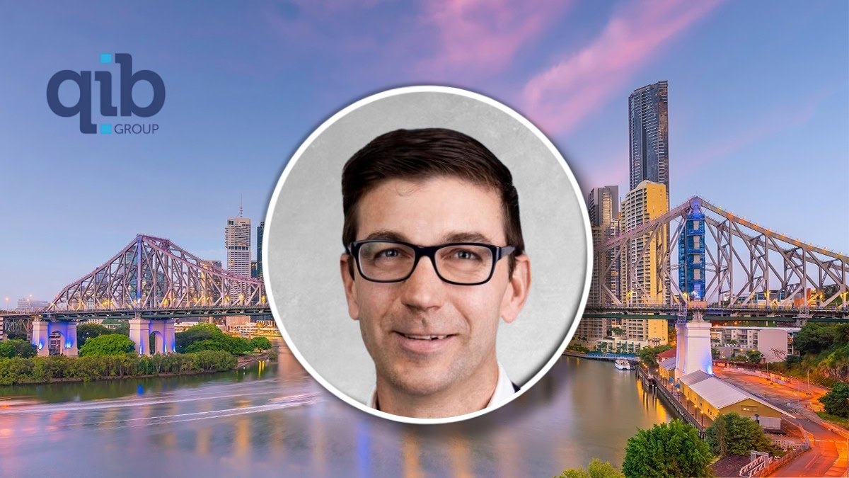 Alan Moran with Brisbane skyline and Story Bridge in the background.