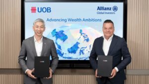 UOB and Allianz Global Investors executives announce ASEAN wealth push acquisition.