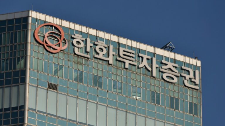 Hanwha Life acquires stake in Acuon Capital for USD 323m