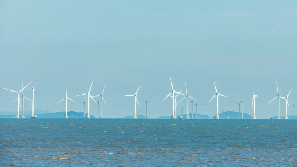 PICC issues Hong Kong’s first sidecar to cover mainland offshore windfarm risks